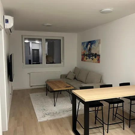 Nearport Apartment Sarajevo Exterior photo